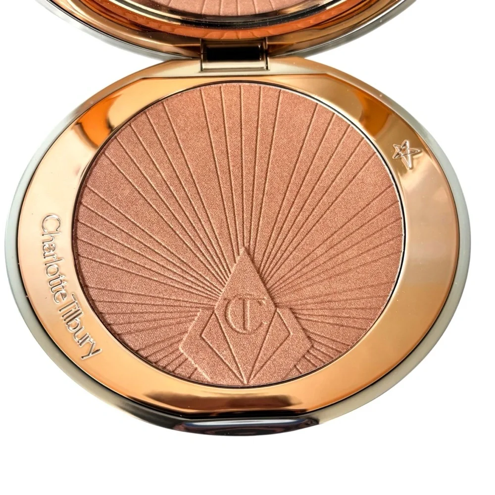 NWT Charlotte Tilbury Hollywood Superstar Glow Highlighter - Limited Edition